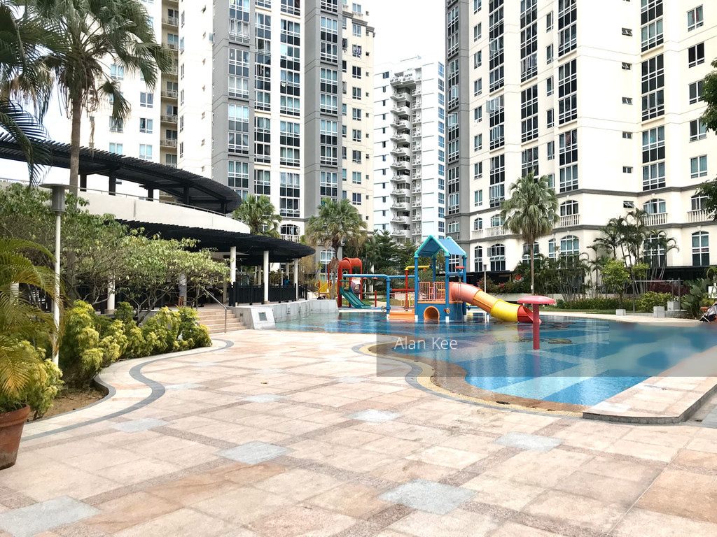 The Tropica (D18), Condominium #221038151